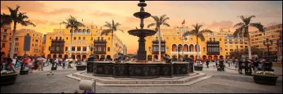 From which country did Peru become independent on July 28, 1821 ?