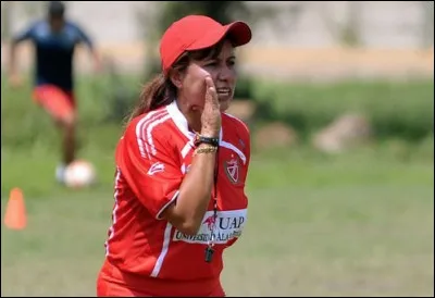 What country is the coach (Soccer) Nelfi Ibanez from?