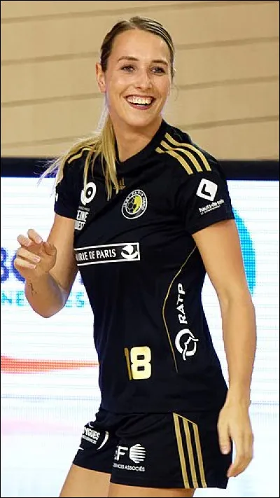 What country the athlete Lois Abbingh is from ?