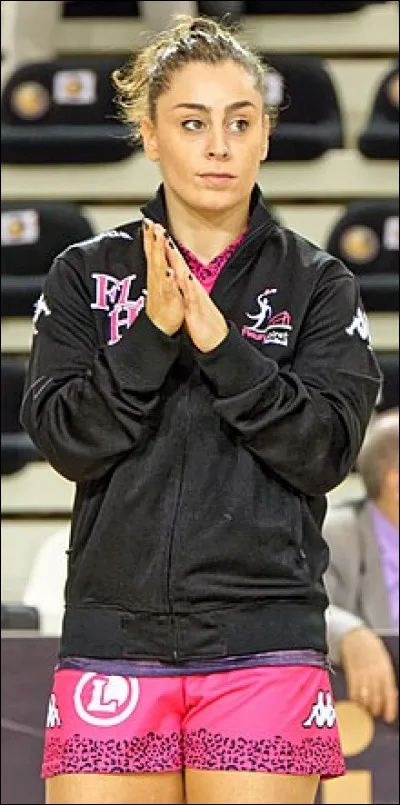 What country the athlete Marta Lopez Herrero is from ?