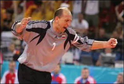 Which country is from Andrei Lavrov ?