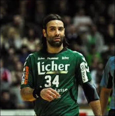 Which country is from Ivano Balic ?