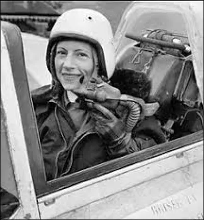 Which country is from Elisabeth Boselli ?