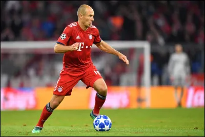 Which club did Arjen Robben sign for this summer?