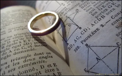 3e - What is the value of the remarkable identity (a² b² - 2ab)?