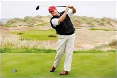 Come on my Trump, aim for the hole! What sport does he play?