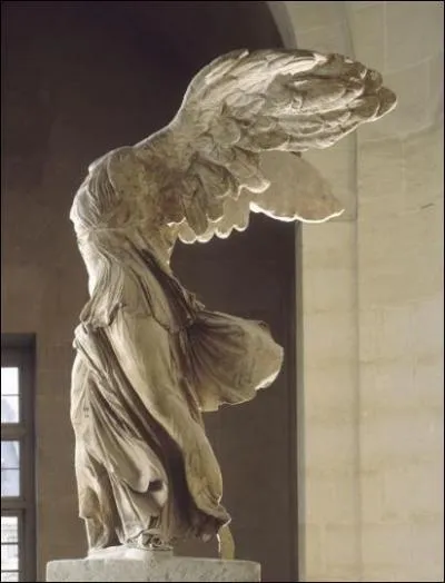 In which museum can you find "The Victory of Samothrace"?