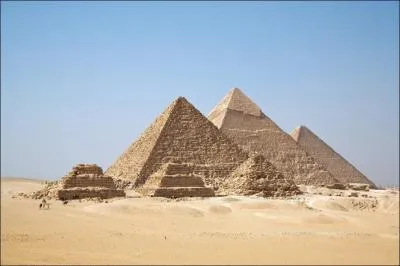 What is the tallest pyramid at Giza?