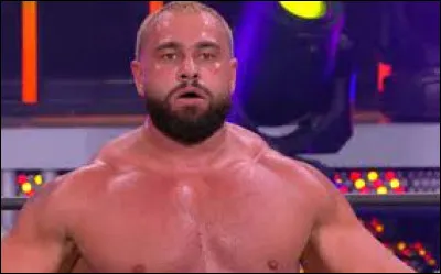 What is the name of this wrestler ?