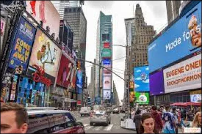 In the United States, where is the majority of the territory located? North America or South America?