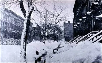In what year did one of the biggest blizzards ever to hit the USA (the Great Blizzard) strike?