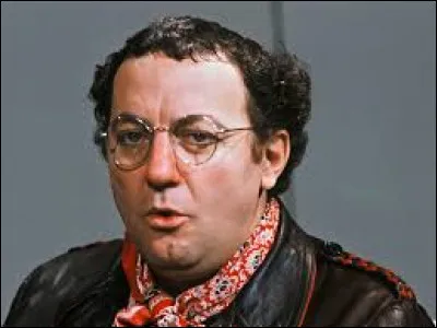 In what year did the comedian Coluche die ?