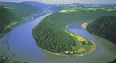 Which river passes through most countries?