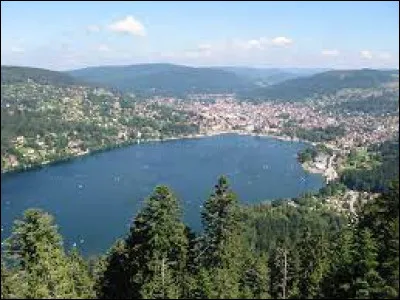 Which international festival does the Vosges town of Gerardmer host each year?