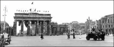 Which German city was the capital of the West between 1949 and reunification?