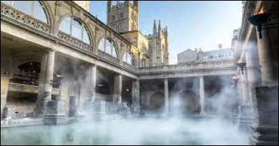 Which city in England was known to the Romans as Aquae Sulis?