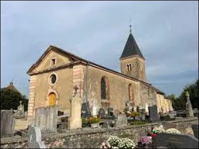 We're in Ratenelle, a Saone-et-Loirien village in the former ...