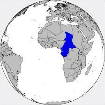 Which African city became the capital of Free France between 1940 and 1944?