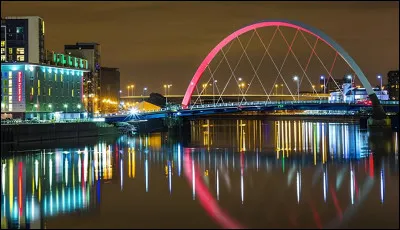 In which country is Glasgow located?