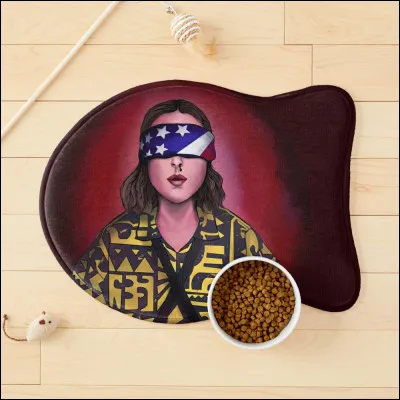 What was Dustin's cat's name before he died?