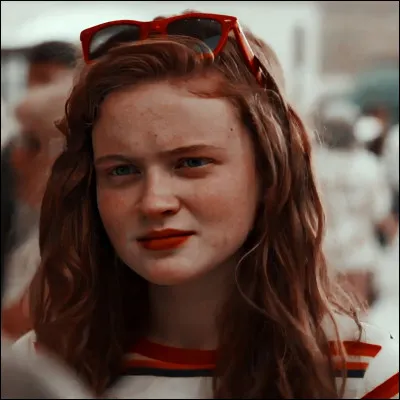 Who is Max's boyfriend?