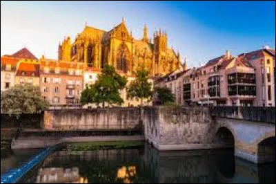 In which department is the city of Metz located?