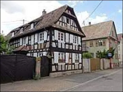 Entzheim is a town in the Strasbourg catchment area, in the Moselle; Bas-Rhin; Haut-Rhin; ...