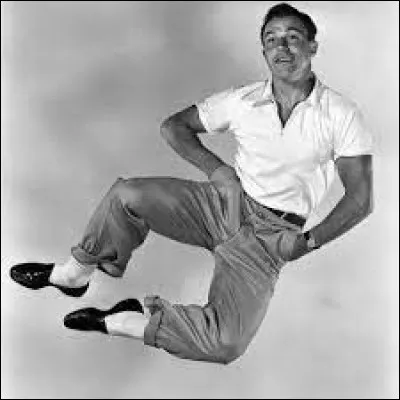 A famous singer, actor and dancer, he starred in Chantons sous la pluie .