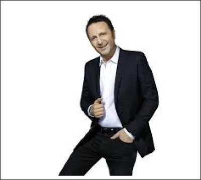 Which game did Arthur host on TF1 in the 2000s?