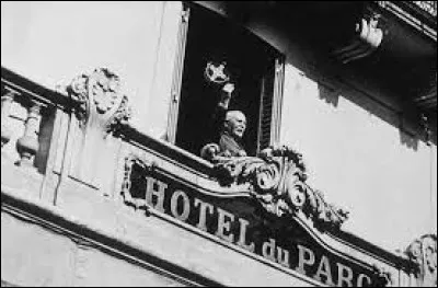 What was the motto of the Vichy government?