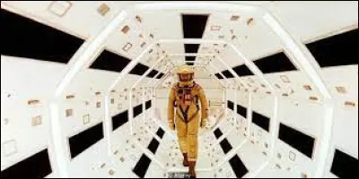 We're talking about a British-American science-fiction film directed by Stanley Kubrick, ____ l'Odyssee de l'espace.