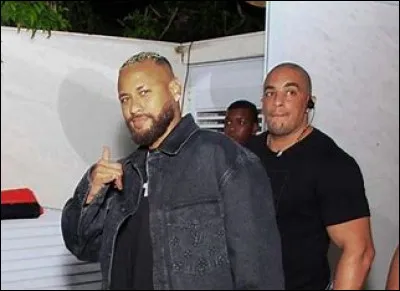 Which famous footballer has been spotted carrying a few extra kilos, causing amazement among his biggest fans?