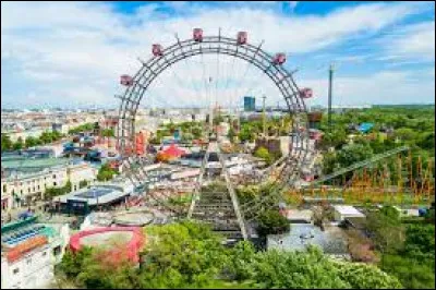 What is the name of this amusement park?
