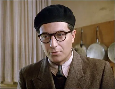 What's the name of this comedy starring Clavier?