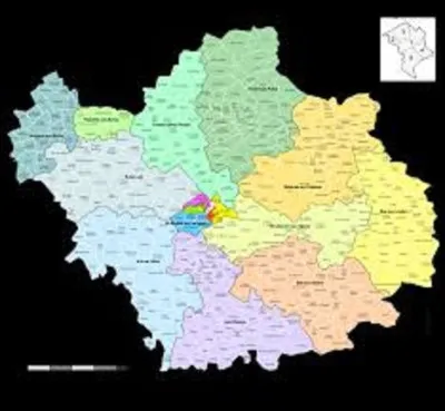 Which of these three towns is the Aube prefecture?