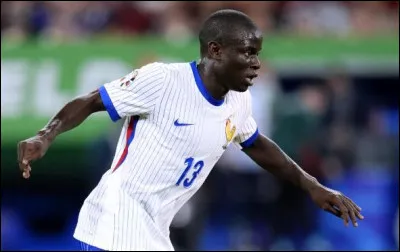 Which French player injured his nose in his 1st match? Don't be fooled by the photo!