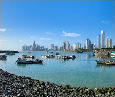 What is the flag of Panama?