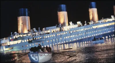 How many paths are there on the Titanic?
