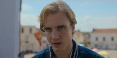 In which series can we find Max Hastings?