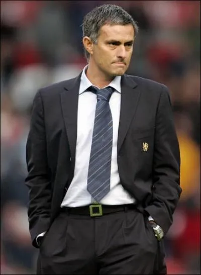 Which club does Jose Mourinho currently coach?
