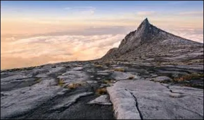 In which country is Mount Kinabalu located?