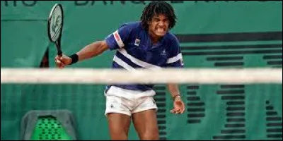 Sport - Who did Yannick Noah beat in the 1983 French Open final?