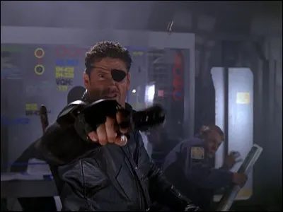 Which city does HYDRA threaten with missiles?