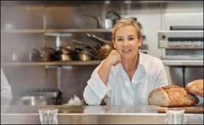 Helene Darroze is a member of the Top Chef jury on M6.