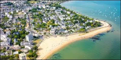 In which department is Saint-Nazaire located?