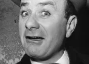 Quiz Êtes-vous familier avec les artistes humoristes Bourvil, Coluche, Fernand Raynaud et Élie Kakou ?
