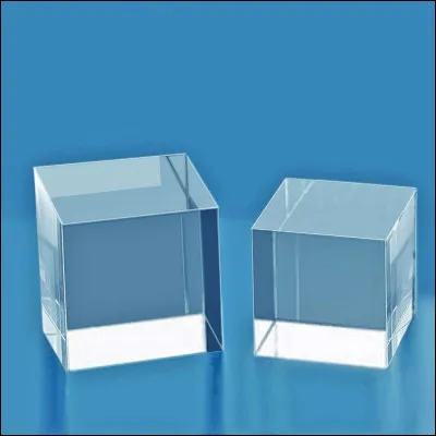 What is the volume in liters of a 1m³ glass cube?