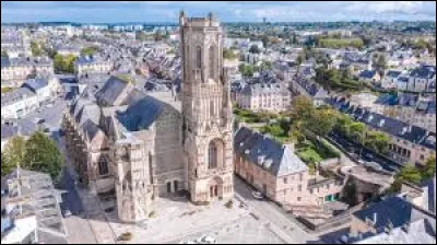 What is the prefecture of the Manche department?