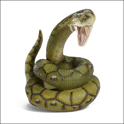 Who destroys the last Horcrux (Naguini)?