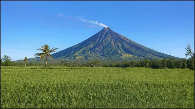 What is the famous volcano with a perfect cone shape?